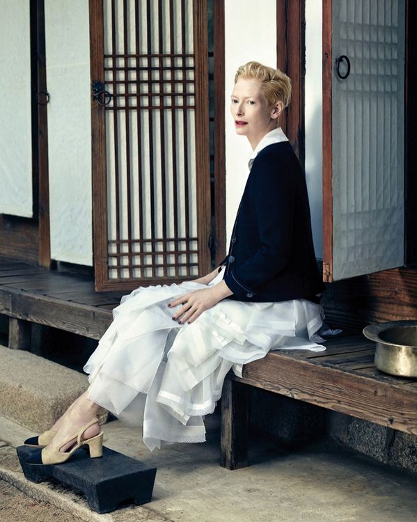 Tilda-Swinton-Chanel-Vogue-Korea-August-2015-Photoshoot04.jpg