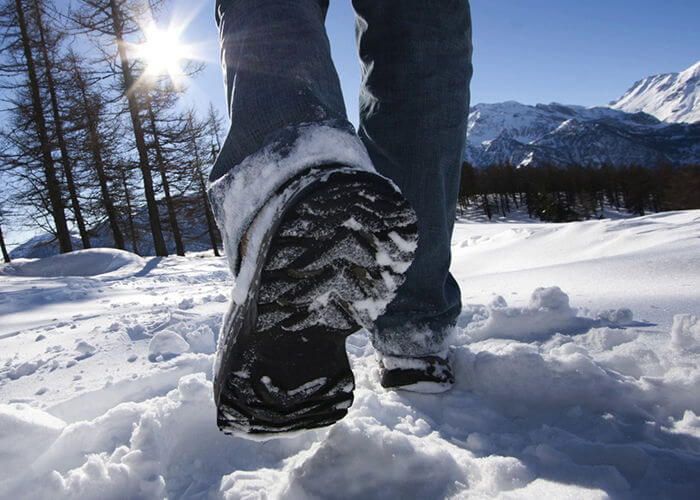 Обувь в снегу.jpg