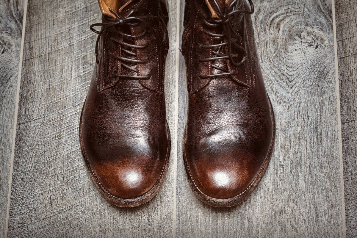 Как почистить обувь из гладкой натуральной кожи.jpg