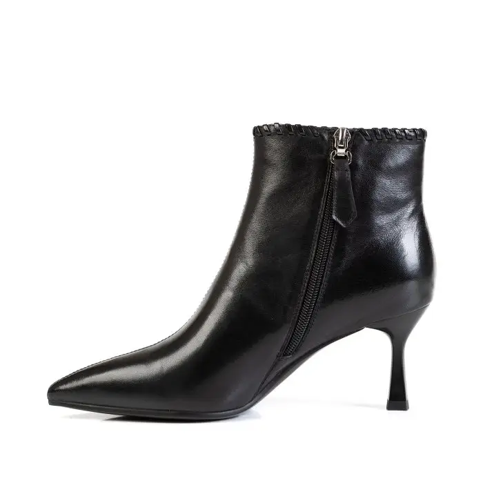 Ботинки женские MADIA MARA 186976 черный