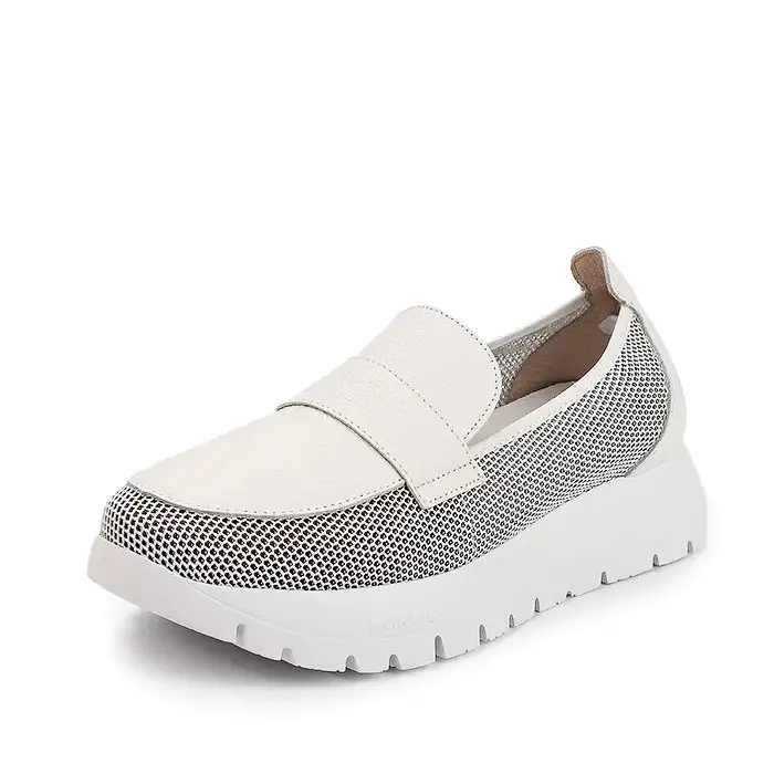 Лоферы женские Wonders 187940 белый