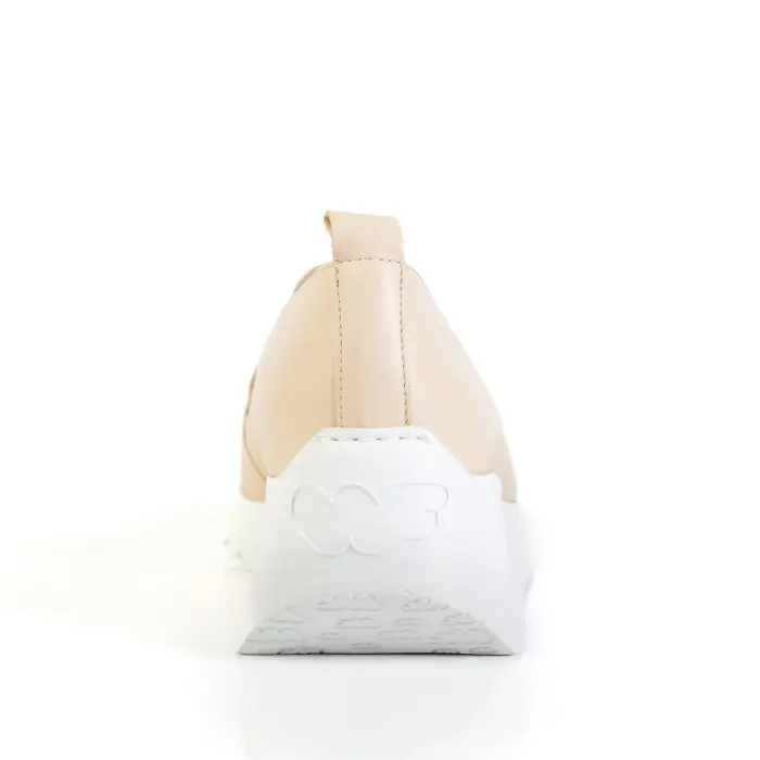 Лоферы женские Wonders 187906 бежевый