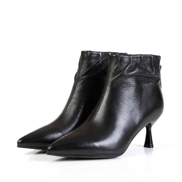 Ботинки женские MADIA MARA 186974 черный