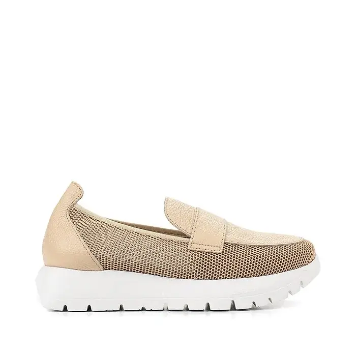 Лоферы женские Wonders 187923 бежевый