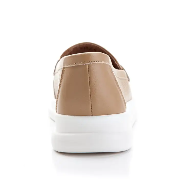 Лоферы женские Pirochi 187451 коричневый