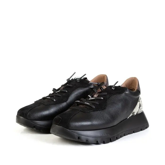 Кроссовки женские Wonders 185743 черный