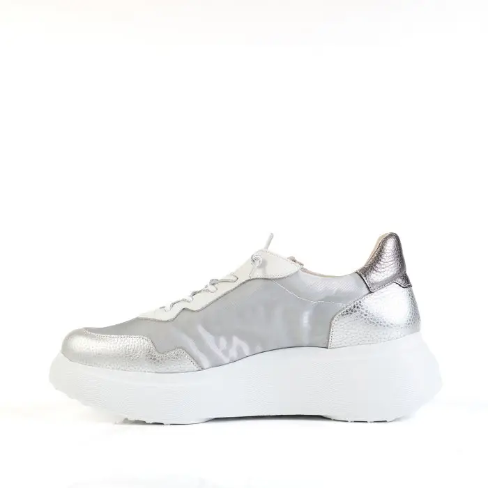 Кроссовки женские Wonders 187955 серебряный