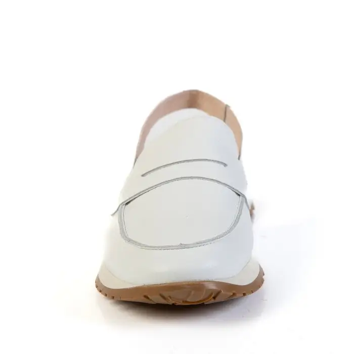 Лоферы женские Wonders 187412 белый