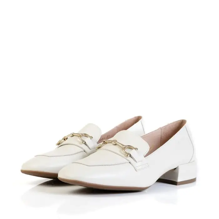 Лоферы женские Wonders 187965 белый