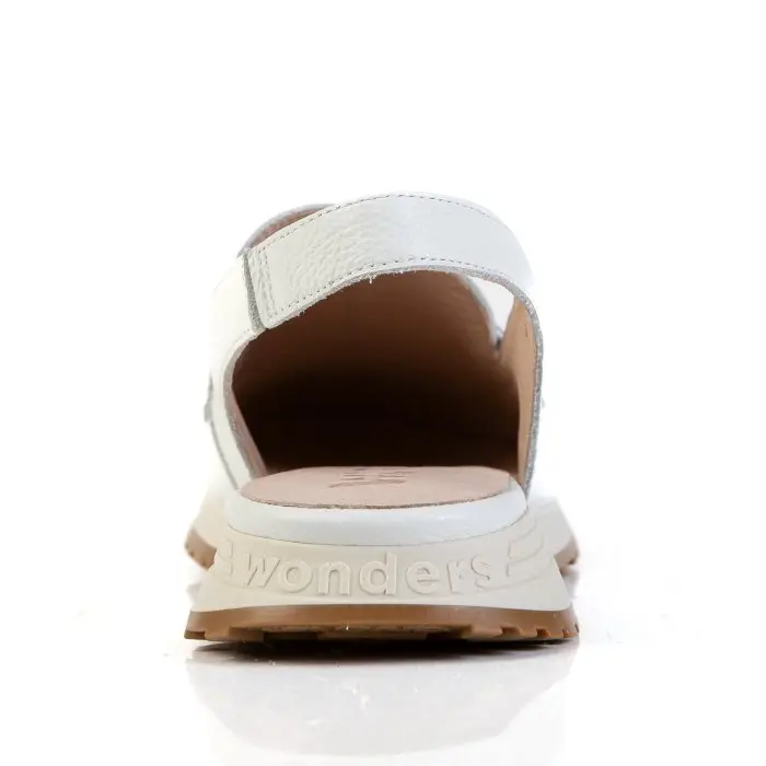 Лоферы женские Wonders 188309 белый
