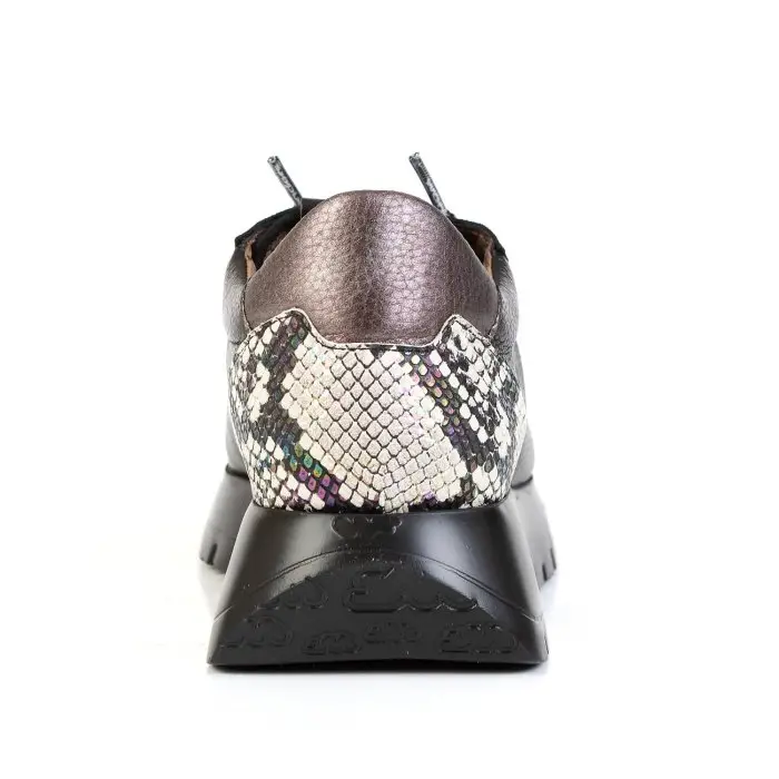 Кроссовки женские Wonders 185743 черный