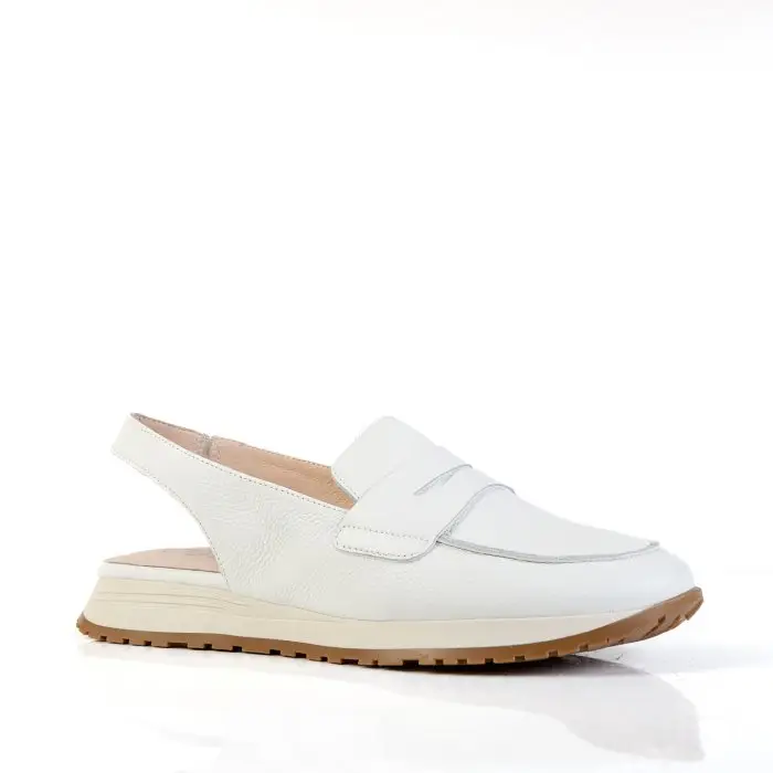Лоферы женские Wonders 187412 белый