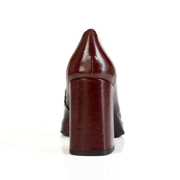 Лоферы женские Wonders 186230 черный