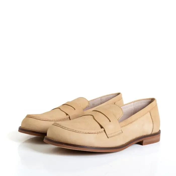 Лоферы женские Wonders 188297 бежевый
