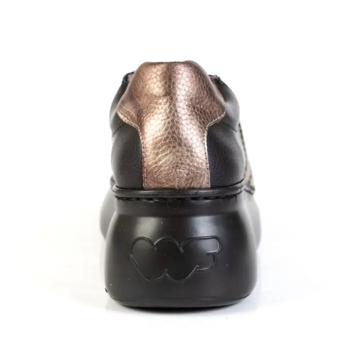 Кроссовки женские Wonders 185739 черный