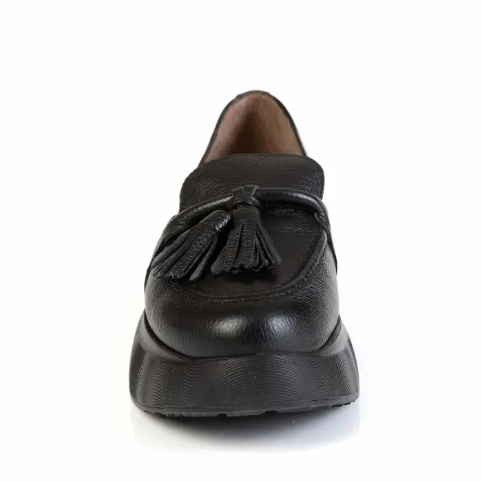 Лоферы женские Wonders 186221 черный