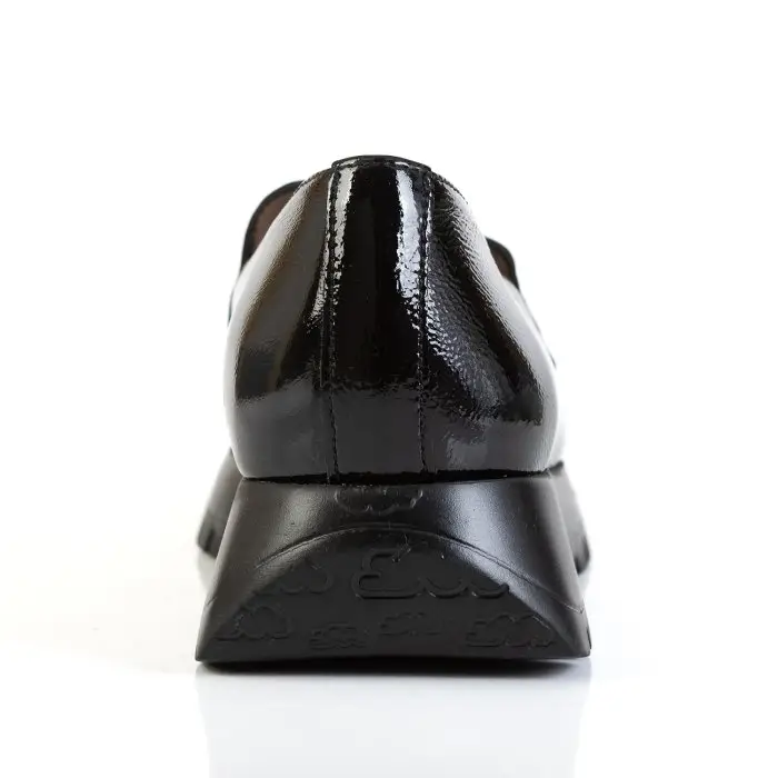 Лоферы женские Wonders 186239 черный