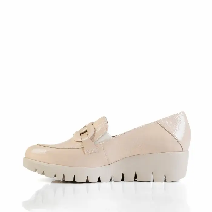 Лоферы женские Wonders 187946 бежевый