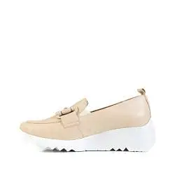 Лоферы женские Wonders 187906 бежевый