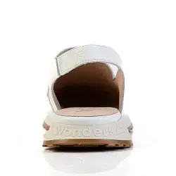 Лоферы женские Wonders 188309 белый