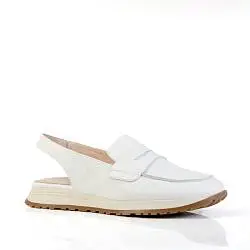 Лоферы женские Wonders 188309 белый