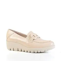 Лоферы женские Wonders 187946 бежевый