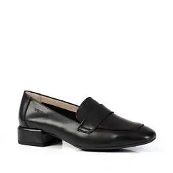 Лоферы женские Wonders 188336 черный