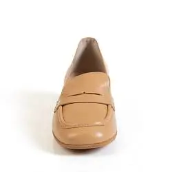 Лоферы женские Wonders 187904 бежевый