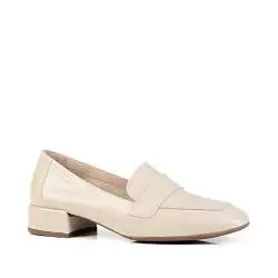 Лоферы женские Wonders 188289 бежевый