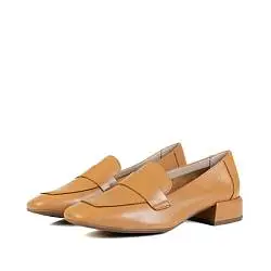 Лоферы женские Wonders 188335 бежевый